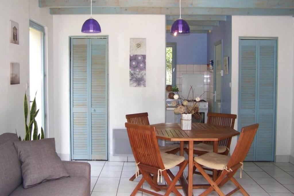 Maison Avec Jardin Clos. Animaux Acceptes - Wifi - Proche Plages De La Trinite Sur Mer Et Carnac Bagian luar foto